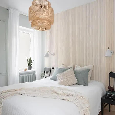 公寓 1 Bedroom Close To Subway And Seaside
