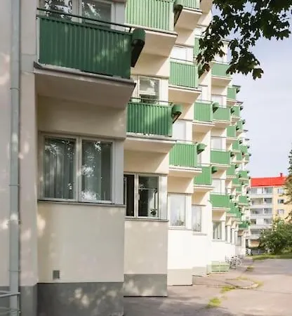 1 Bedroom Close To Subway And Seaside 赫尔辛基